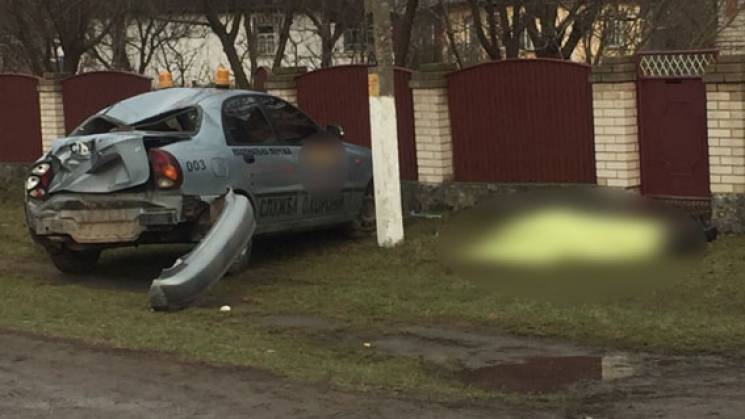 На Вінниччині машина охоронної фірми на смерть збила пішохода, який ішов по узбіччю