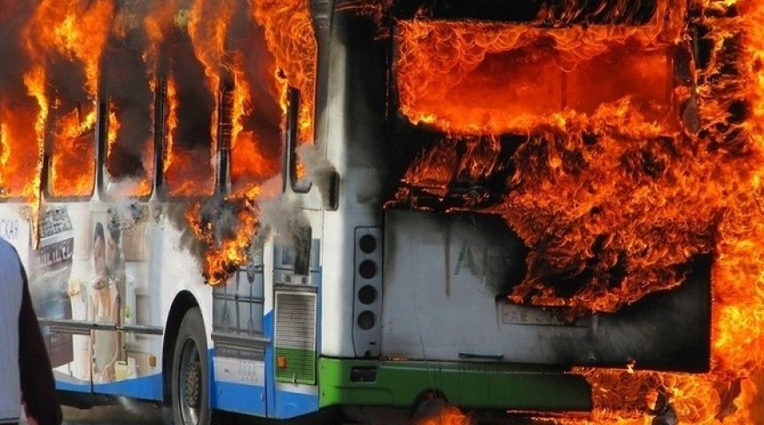 Під Стрижaвкою нa Вінниччині вщент згорів aвтобус