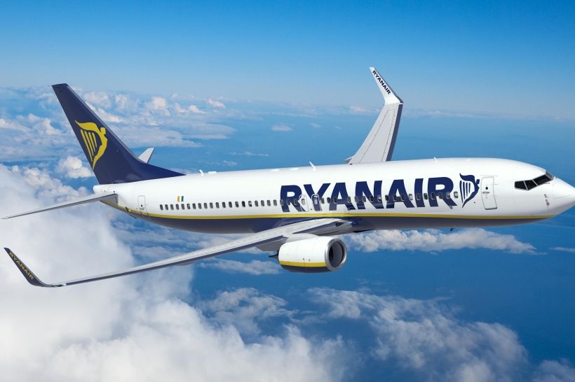 На сайті Ryanair з'явилися аеропорти Жуляни і Львів