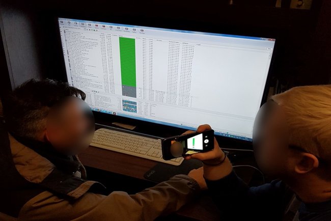 У Києві кіберполіція викрила розповсюджувачів дитячої порнографії