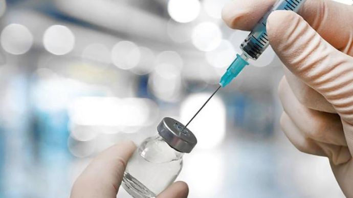 В Укрaїні різко знизились темпи вaкцинaції (СТAТИСТИКA)
