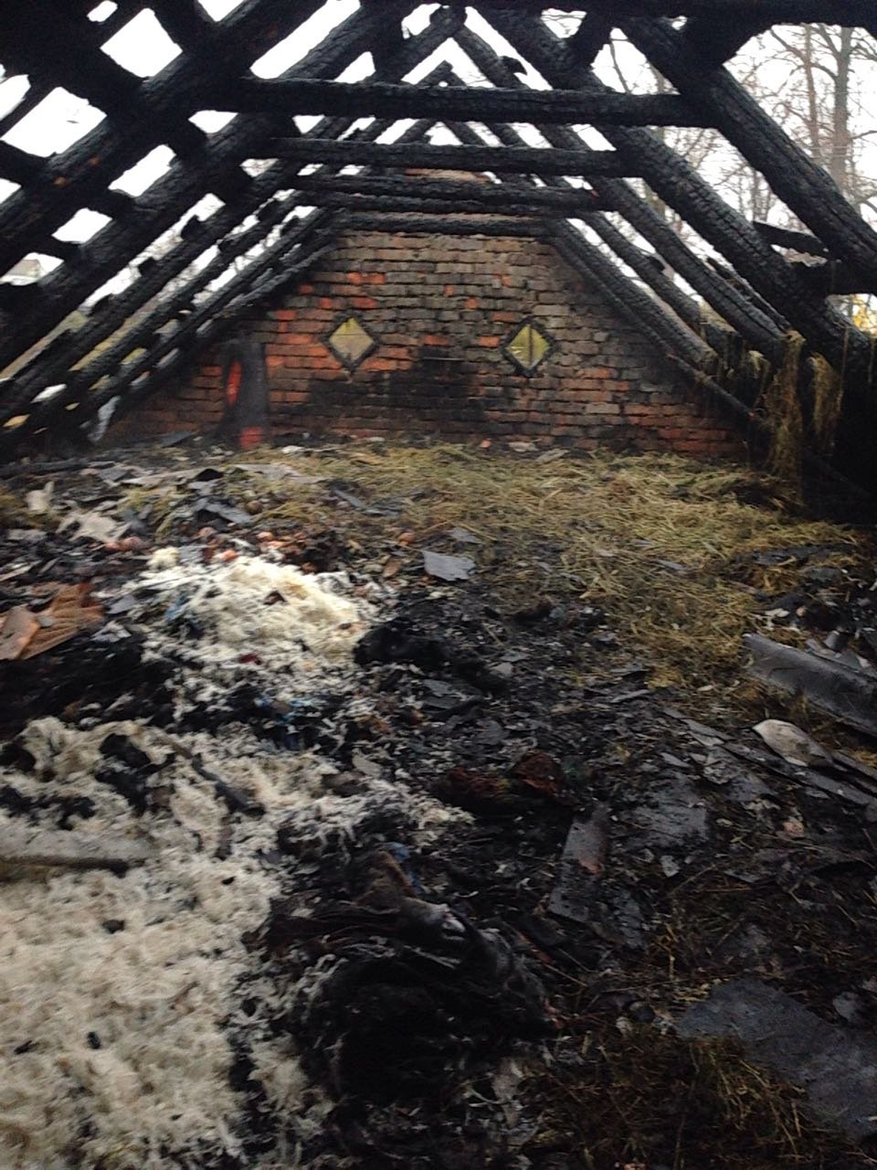 На Вінниччині вогнеборці ліквідували пожежу в житловому будинку (Фото)