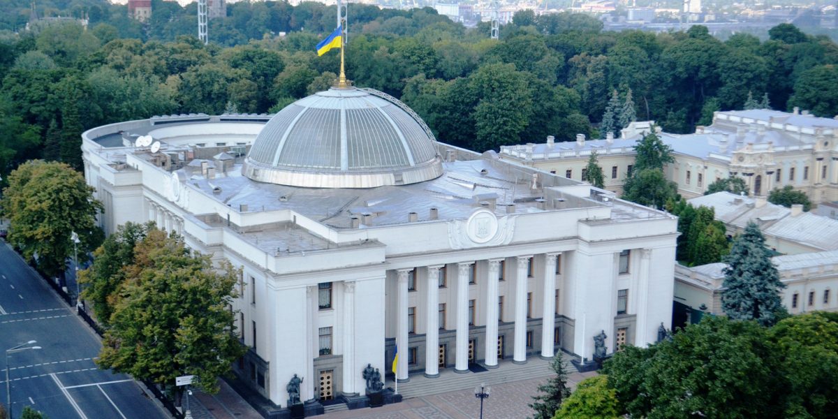 Український парламент розглядає законопроект про вручення повісток поліцією та роботодавцями