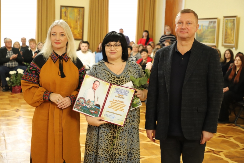 На Вінниччині відзначили кращих митців та працівників культури до професійного свята