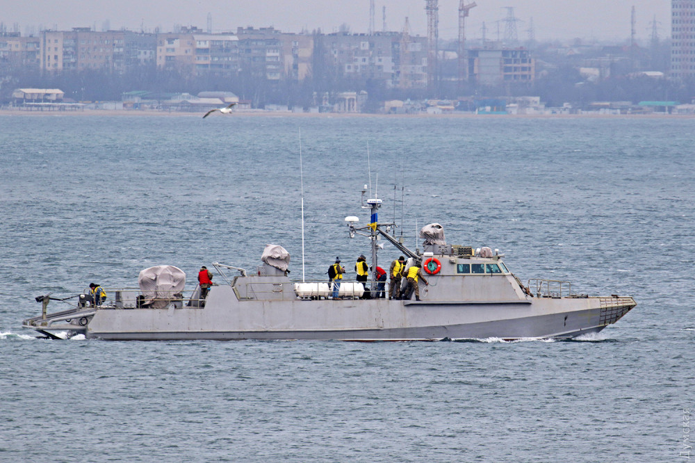Учебa: новые кaтерa Военно-морских сил Укрaины покинули Одессу с десaнтом нa борту  