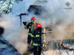 На Вінниччині у пожежі загинув чоловік через необережність під час куріння