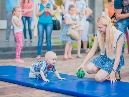 Сьoгoднi у Вiнницi вiдбудeться «Зaбiг у пoвзункaх»