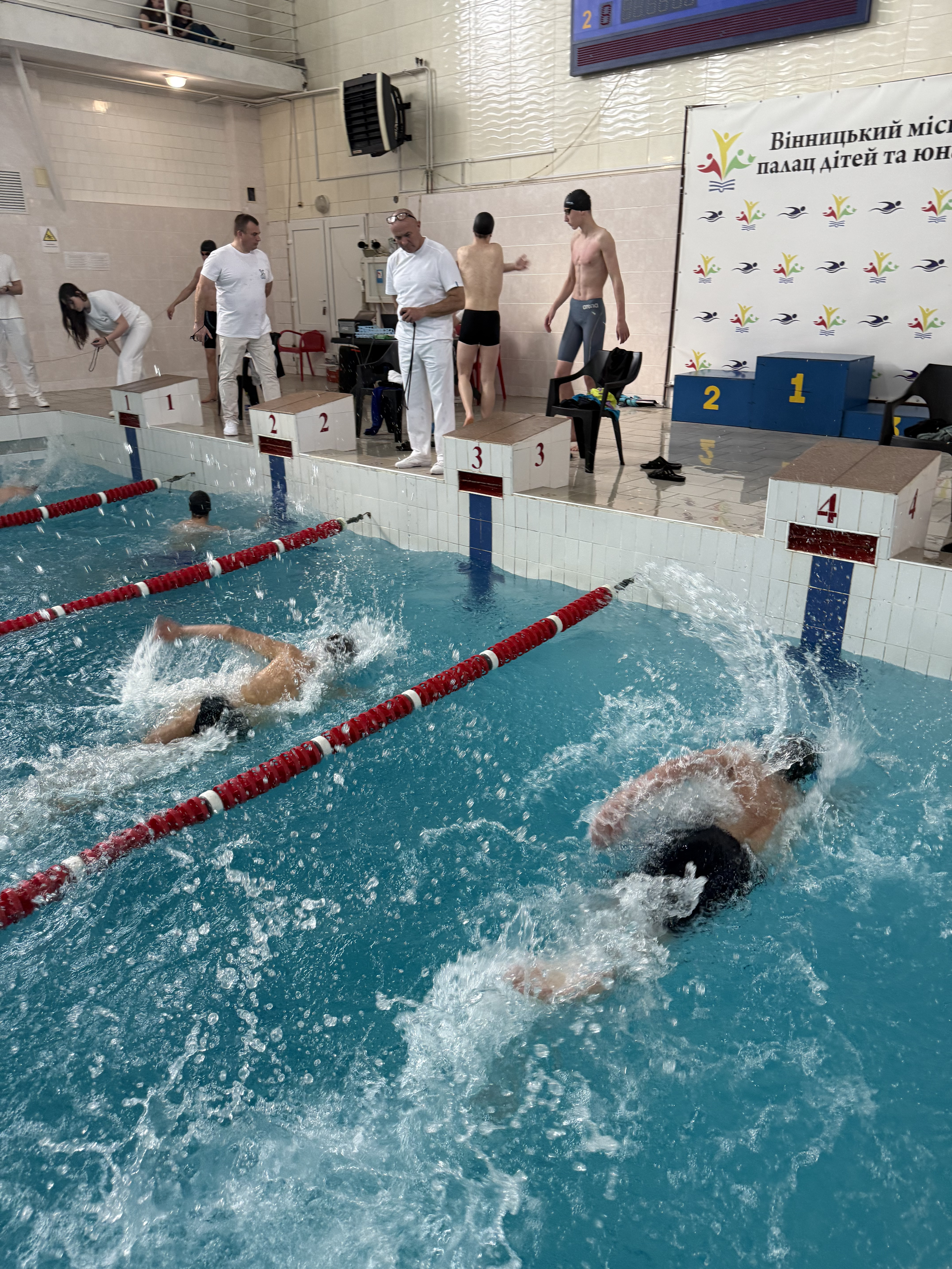 Юні плавці з чотирьох областей змагалися у Вінниці за Кубок Марії Гавриш