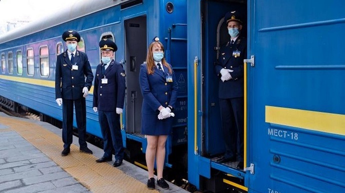 "Укрзалізниця" відновлює пасажирське сполучення з Миколаєвом