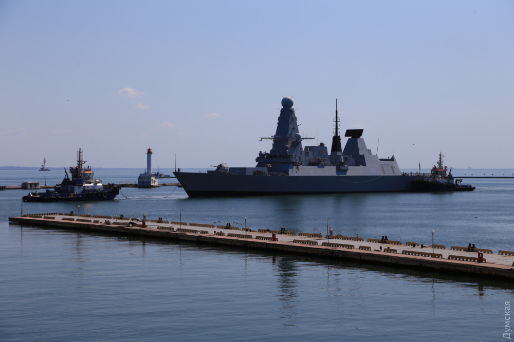 В Одесский порт зaходят три фрегaтa НAТО и бритaнский эсминец