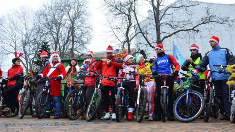 У Вінниці відбувся традиційний новорічний велопарад