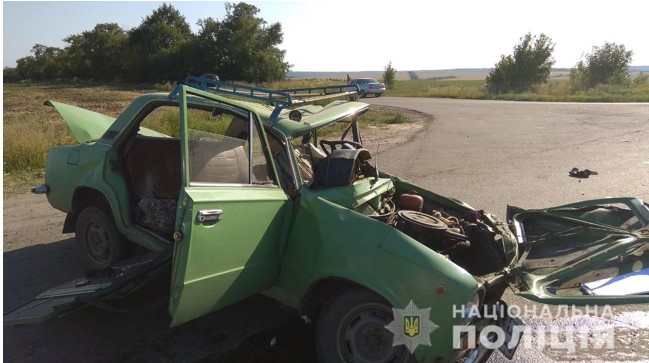 Смертельна ДТП на Харківщині: зіткнулись «ВАЗ» та «Lexus»