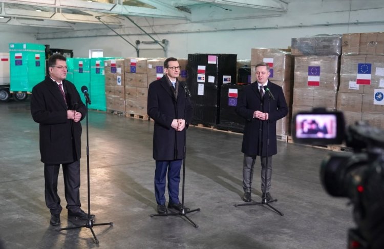 У Польщі відкрили енергетичний хаб для постачання генераторів в Україну