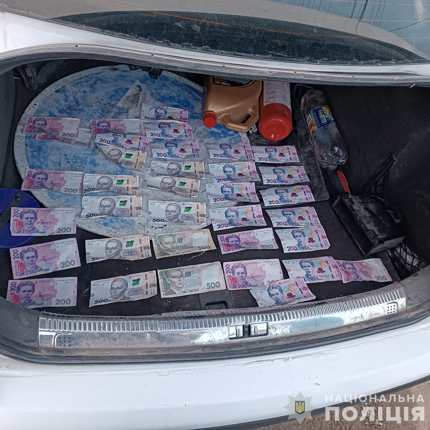 Нетверезий водій на Вінниччині пропонував поліцейським 10 тисяч гривен