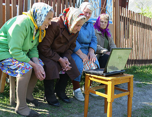 Перше місце з доступу сільського населення до Інтернету посідає Закарпатська область