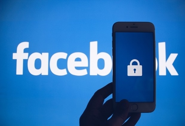 У РНБО прокоментували блокування Facebook і Telegram в Україні