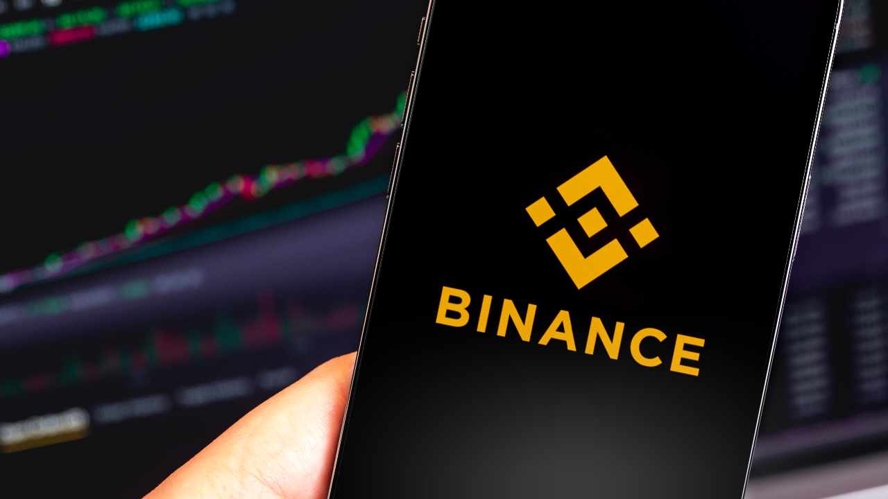 Binance призупинив вивід однієї з криптовaлют 