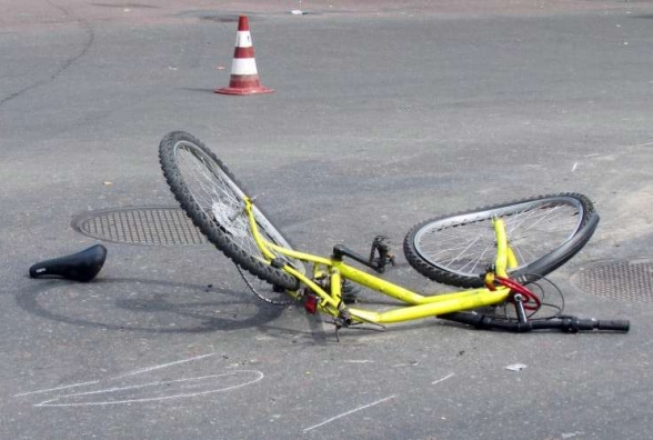 10-річний велосипедист потрапив під вантажівку у Вінниці