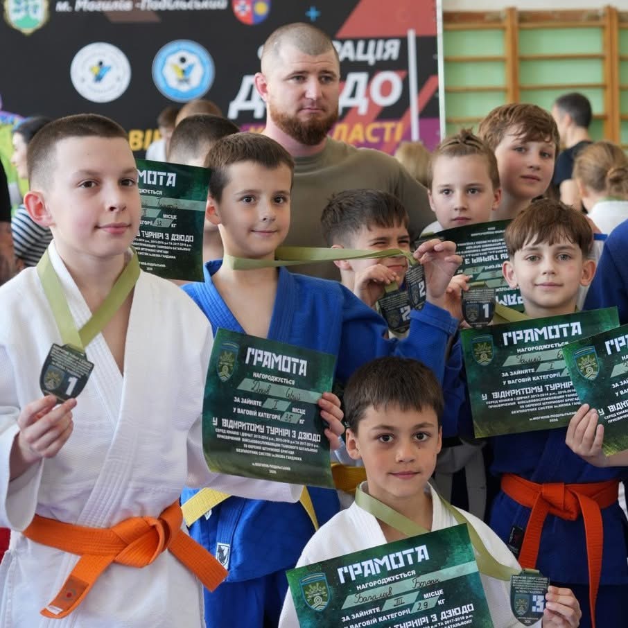 Юні дзюдоїсти Вінниці здобули 25 нагород на турнірі на честь захисників України