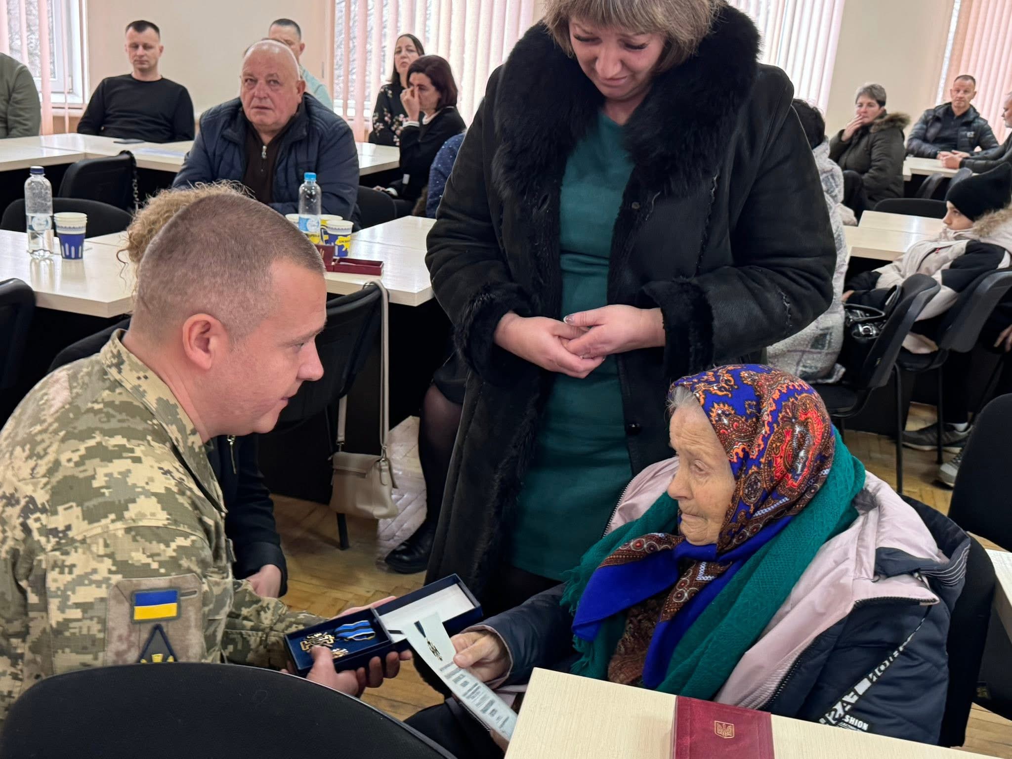 У Жмеринському районі родинам загиблих Захисників України вручили державні нагороди