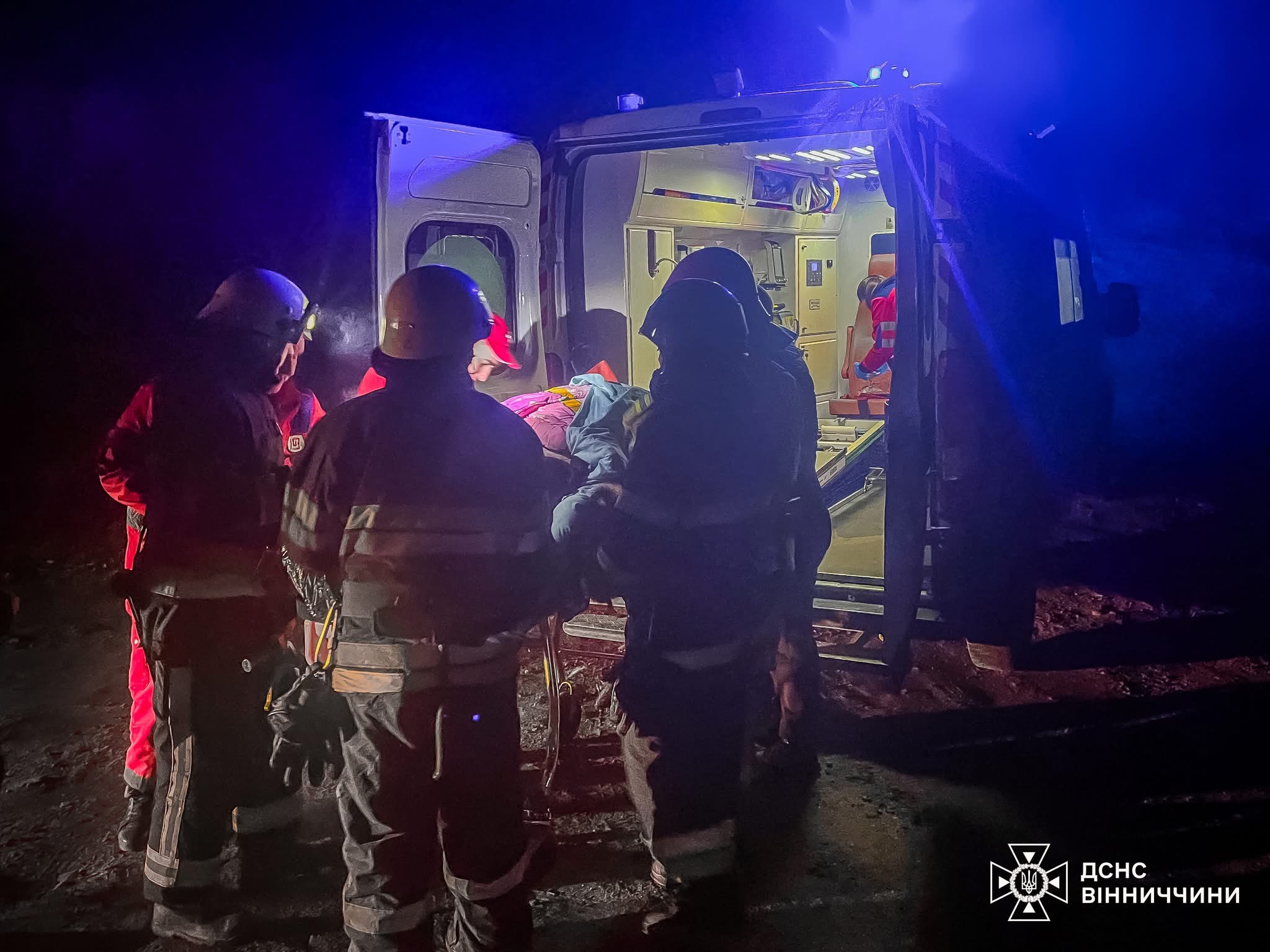 На Вінниччині рятувальник у позаслужбовий час врятував чоловіка, який тонув