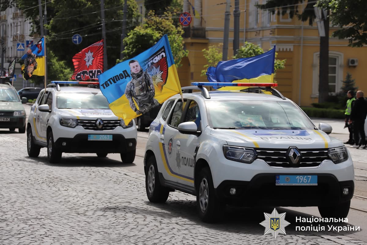 У Вінниці вшанували пам’ять полеглого бійця «Люті» Артема Іванішина автопробігом