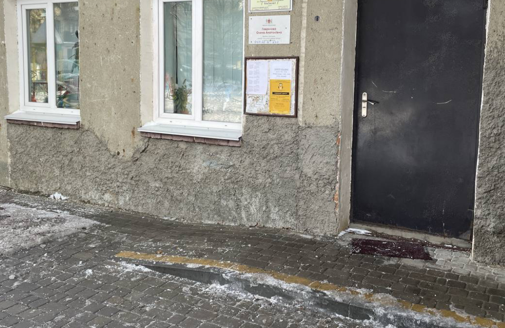 У Вінниці перевіряють якість прибирання та посипання прилеглих територій під час ожеледиці