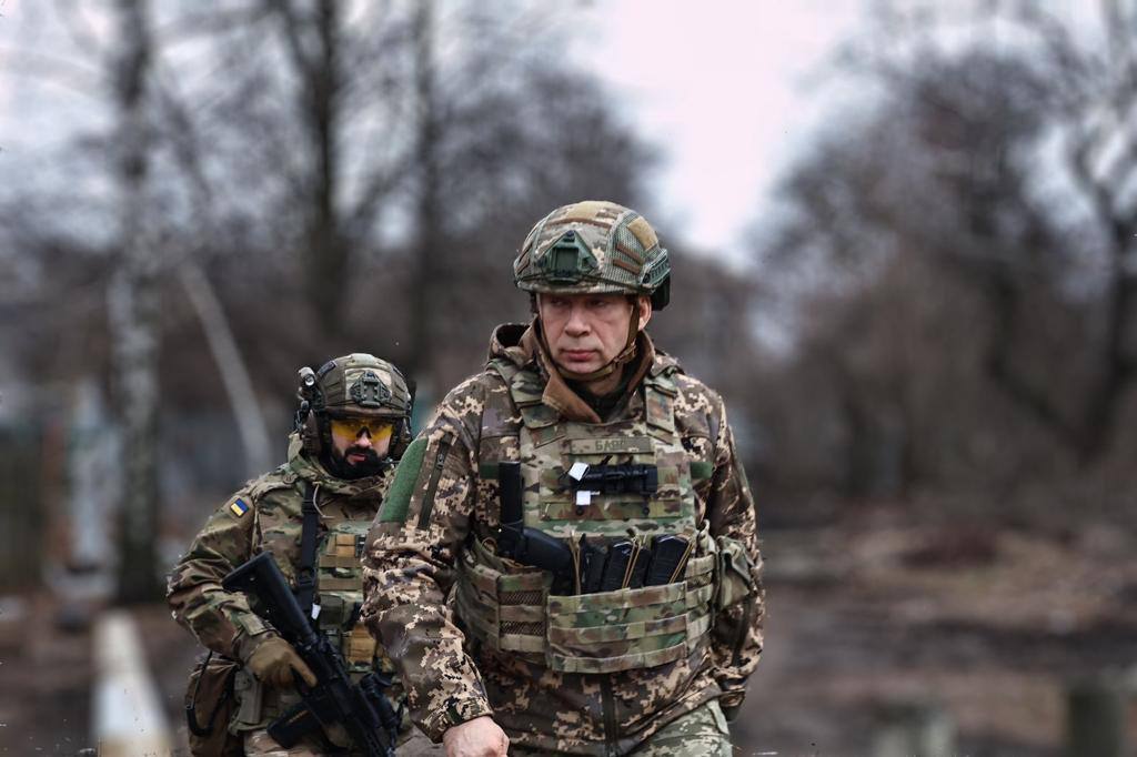 Біля Бахмута росіяни перейшли до активних дій, – Сирський