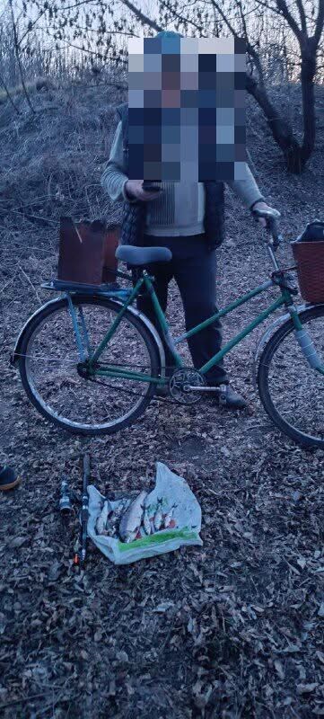 На Вінниччині викрили браконьєра, який виловив червонокнижну рибу