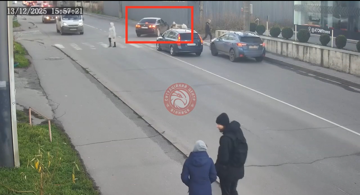 ДТП у Вінниці: на пішохідному переході травмовано дівчину