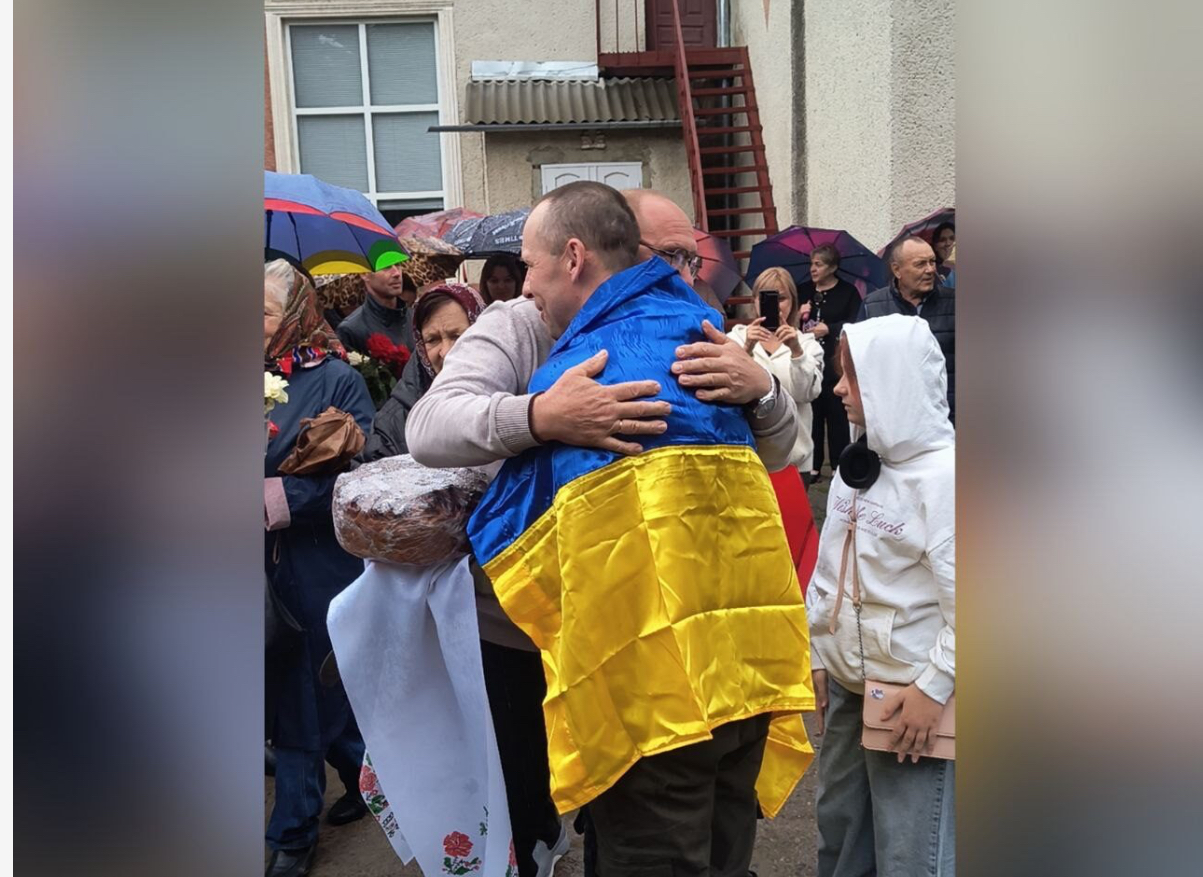 З поверненням додому: Ободівська громада зустріла свого Героя Олександра Безверхнього