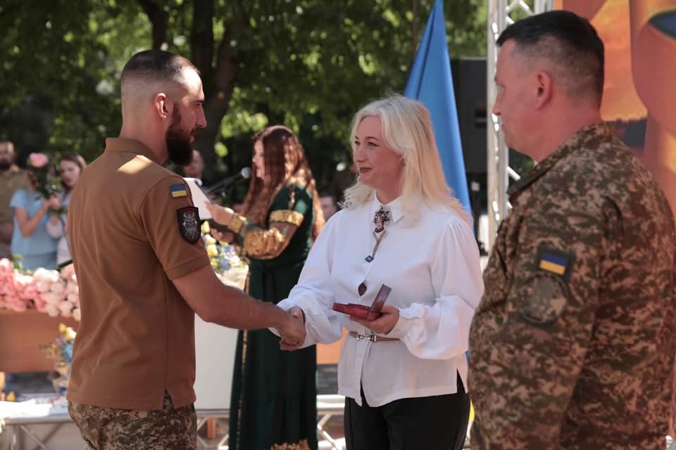 На Вінниччині відзначили жителів області державними та обласними нагородами