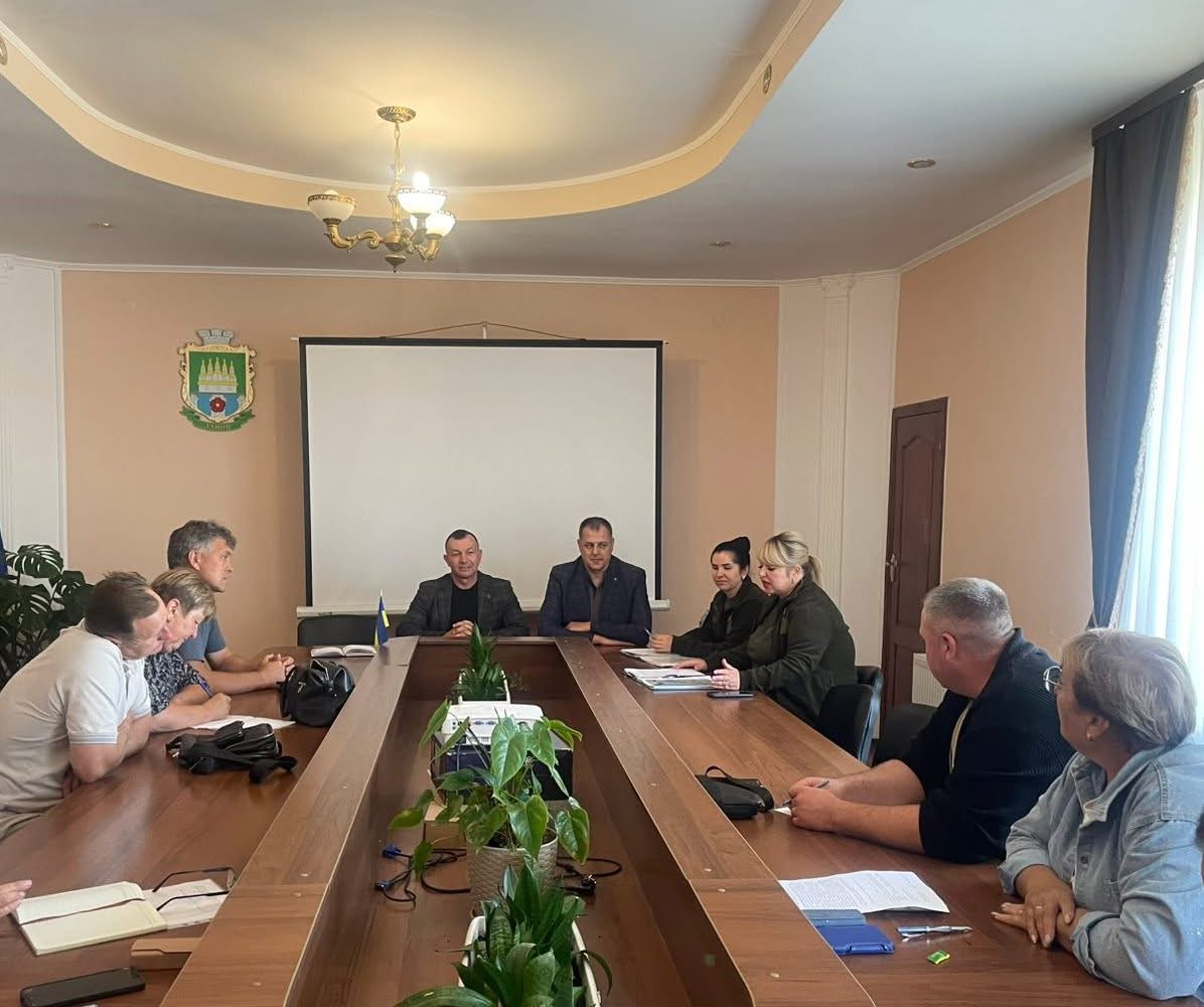 Дашівська селищна рада обговорила екологічні проблеми з інспекцією