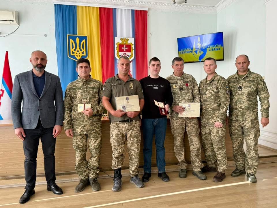 У Бершадській міській раді відзначили нагородами військових громади