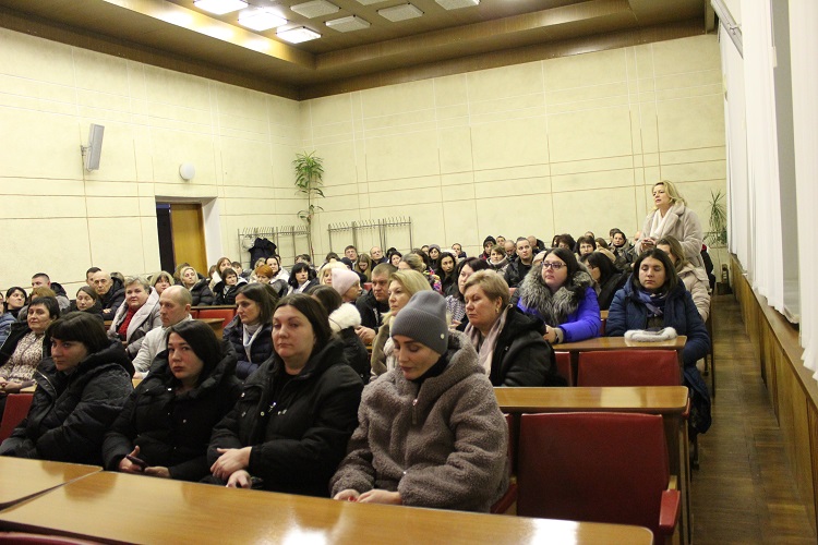 Реформа старшої школи: у Калинівці відбулася зустріч із заступницею міністра освіти