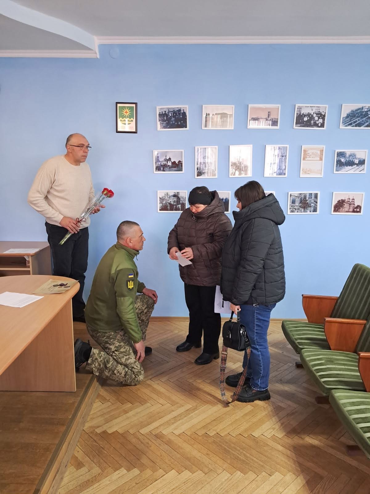 Медалі для воїнів Іванівської громади: нагорода демобілізованому та посмертне визнання загиблого захисника