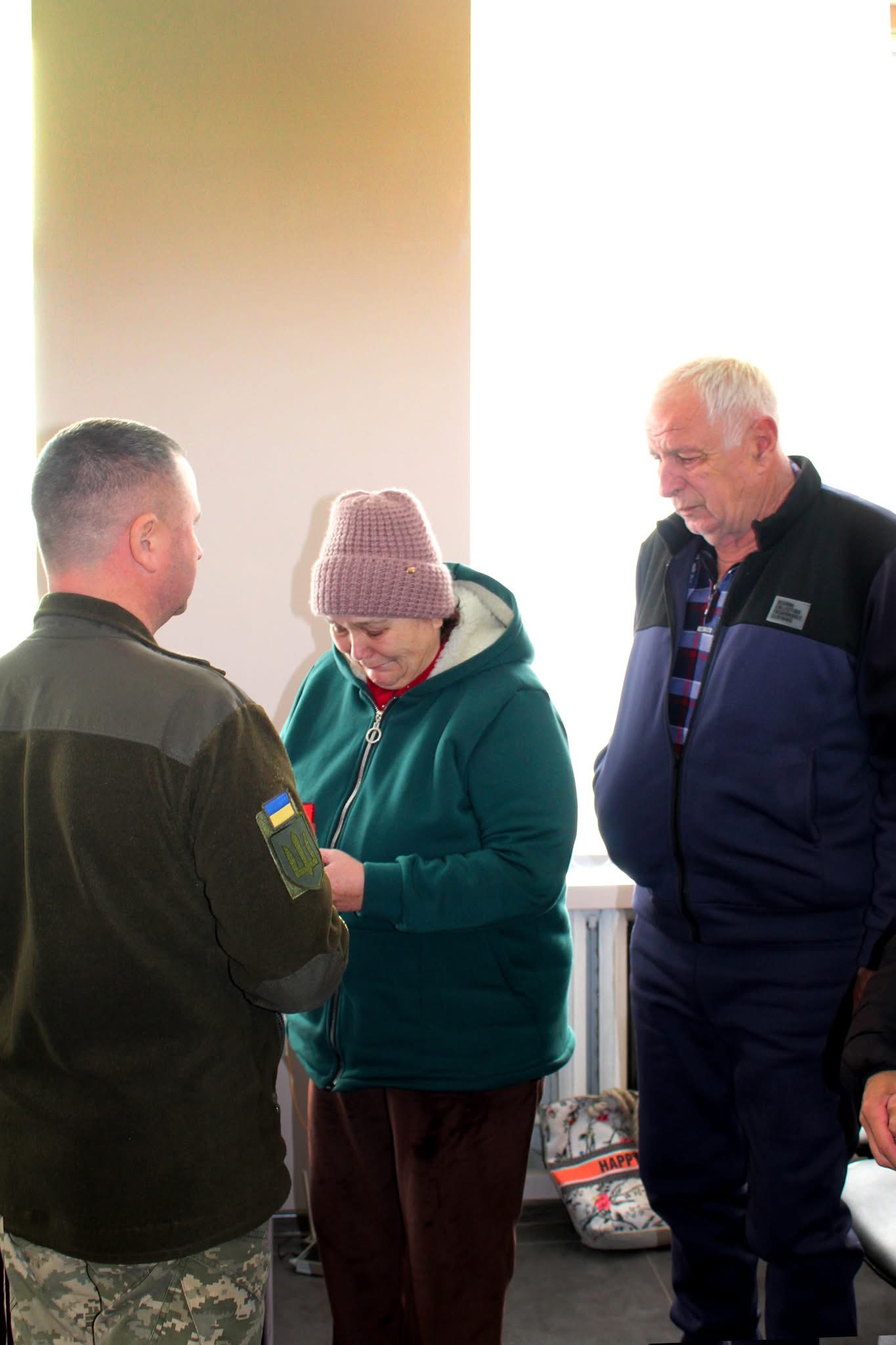 На Іллінеччині батькам загиблого Героя Сергія Небожакам вручили Орден «Хрест Героя»