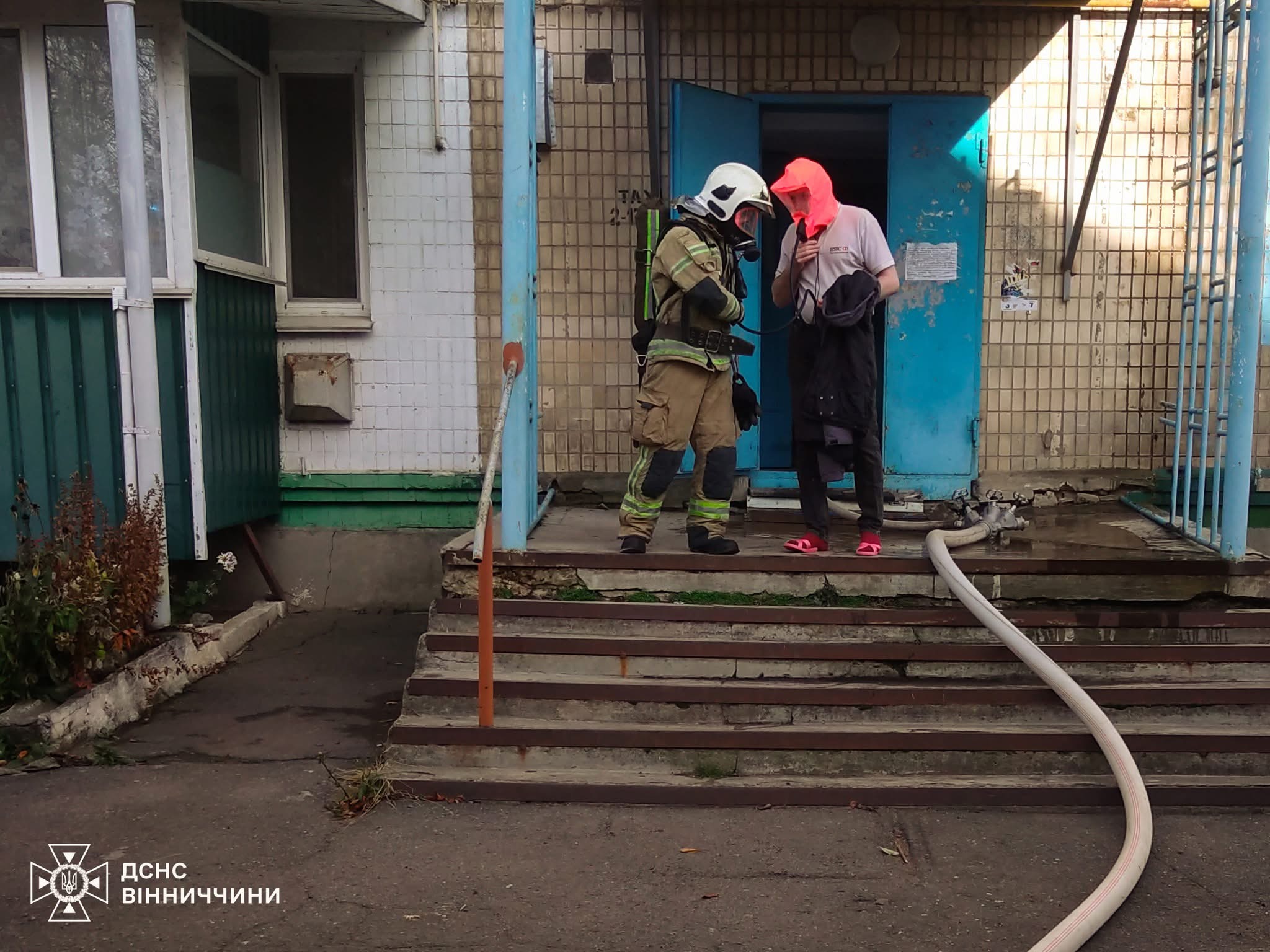 На Вінниччині рятувальники ліквідували чотири пожежі та врятували двох людей