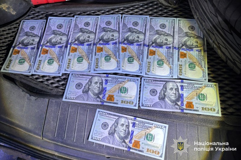 Спроба підкупу поліції: водій пропонував $1000, щоб уникнути покарання