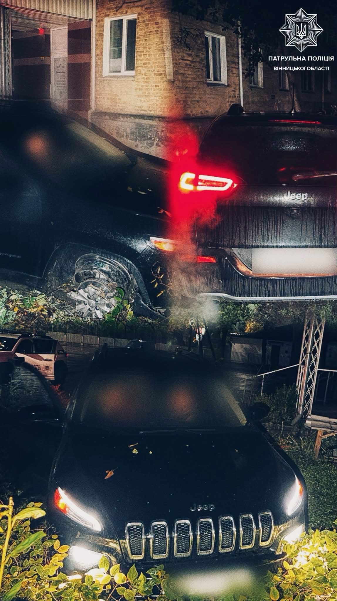 У Вінниці водійка Jeep Cherokee в’їхала в бордюр і відмовилася проходити перевірку на сп’яніння