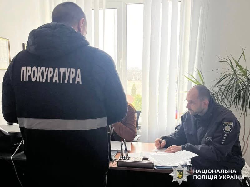 Заступника селищного голови підозрюють у привласненні 1,5 млн грн на ремонті дороги