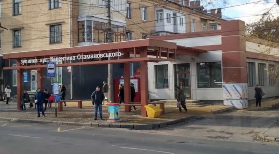 У Вінниці оновлять зупинки та паркувальну зону: де планують ремонти