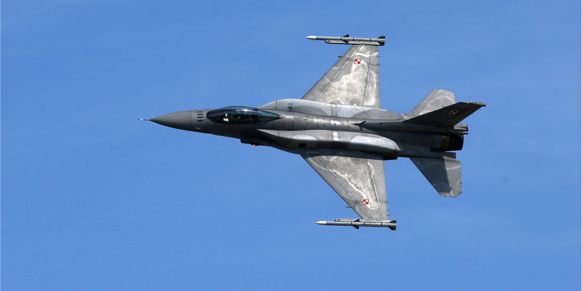 Удар по Франківщині: цілили в пілотів, які готуються навчатися на F-16
