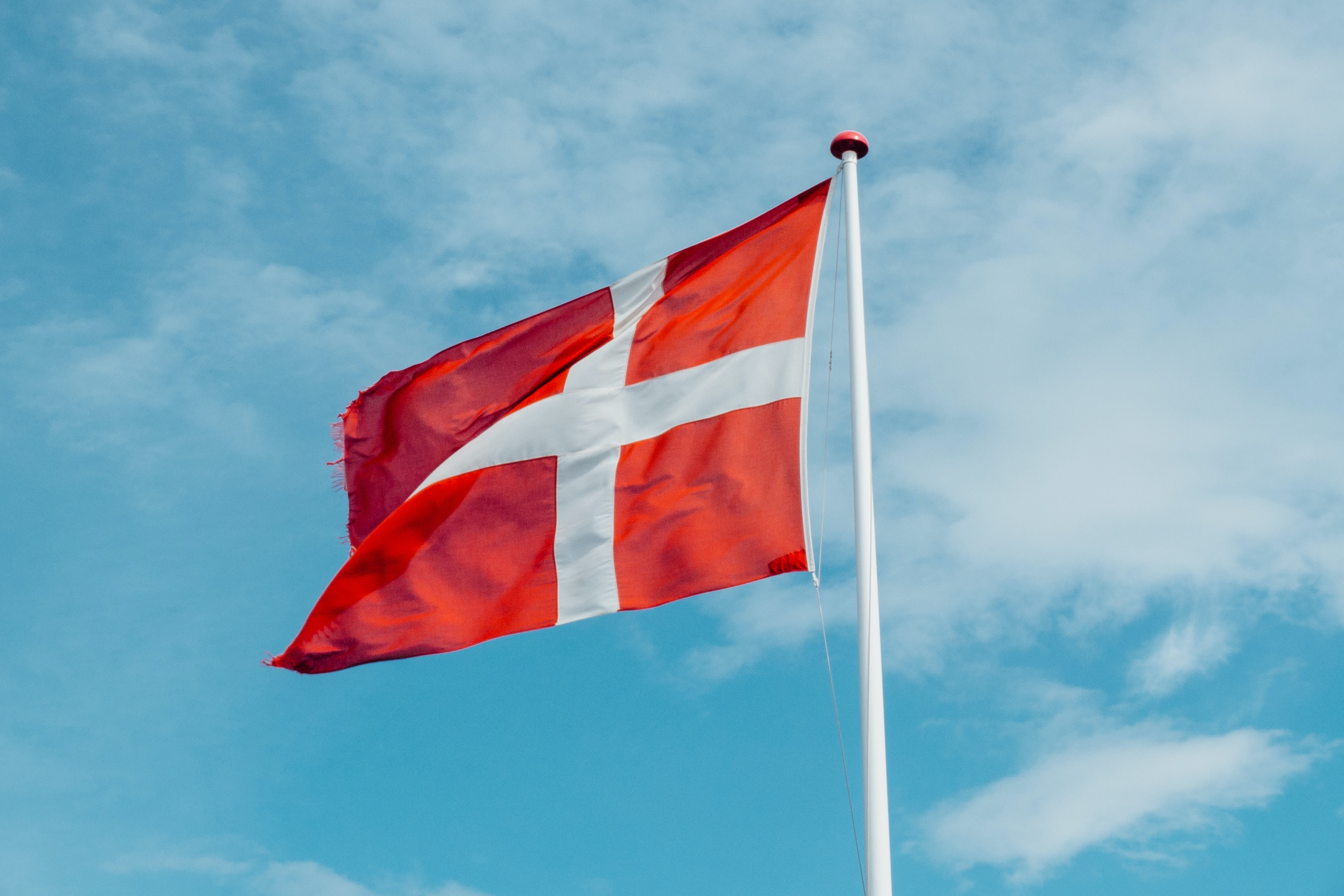 Данія перша в Євросоюзі скасувала всі коронавірусні обмеження