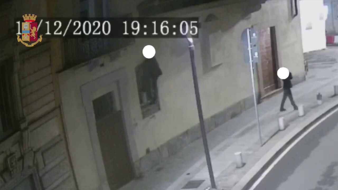 У Мілані затримали групу «злодіїв-акробатів», які відстежували пересування майбутніх жертв через Instagram