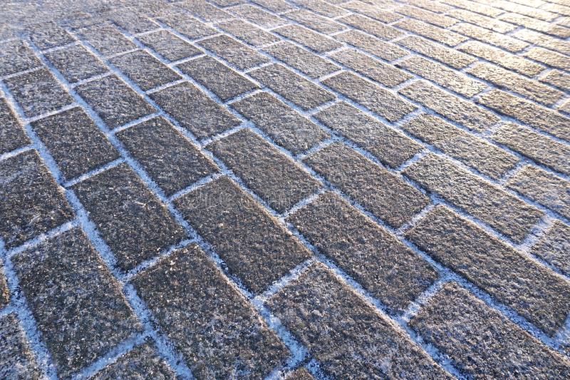 На Вінниччині виготовляють тротуарну плитку з відсортованого сміття