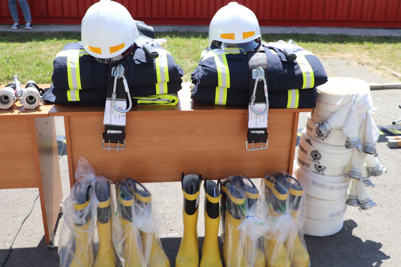 На Вінниччині три громади отримали протипожежне обладнання