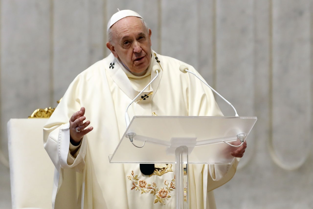 Папа Римський закликав звільнити полонених на Донбасі