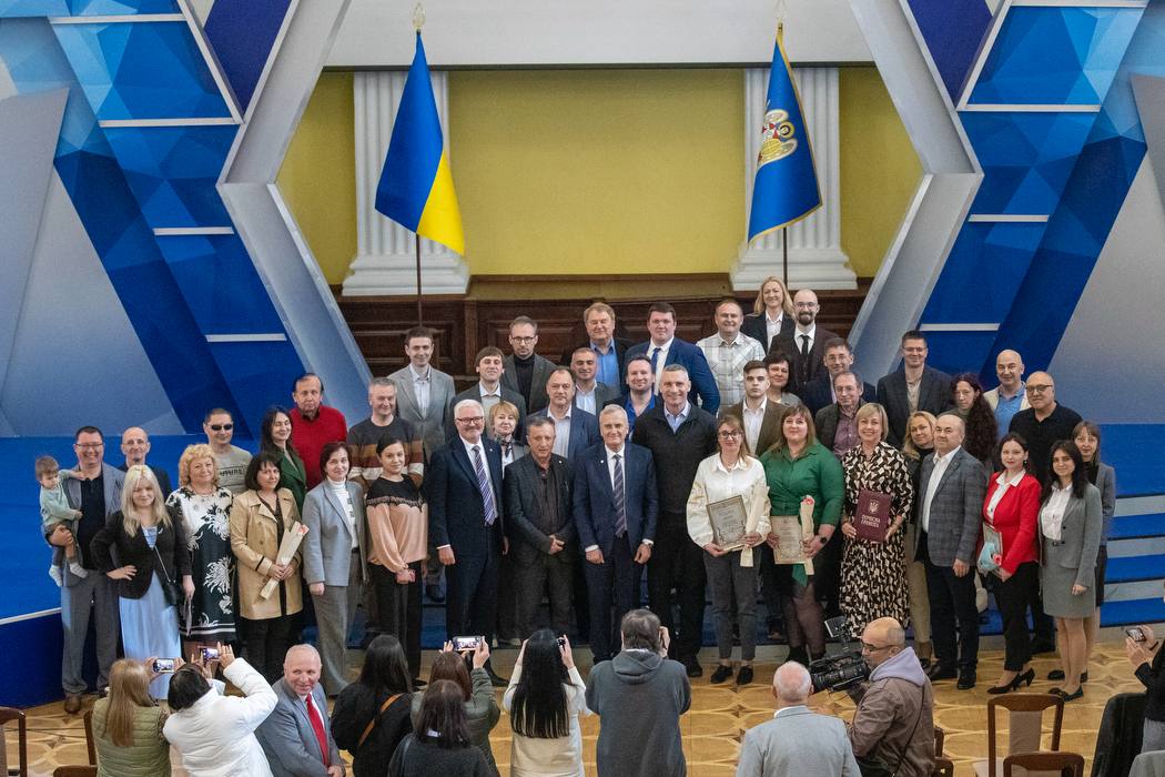 Київ відзначив науковців: Кличко вручив нагороди до Дня науки