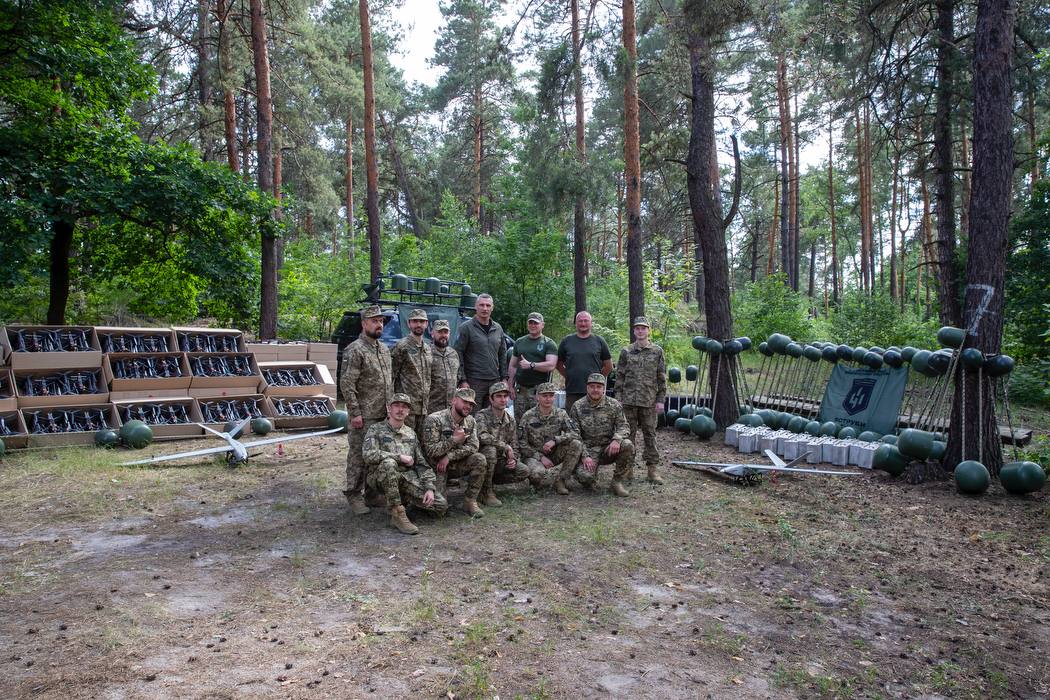 Кличко: громада столиці продовжує допомагати військовим